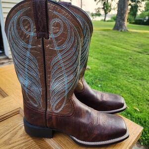 Ariat Women's Brown Boots with Blue Stitching